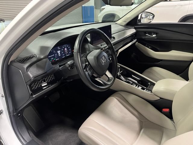 Used 2024 Honda Accord Touring image 23