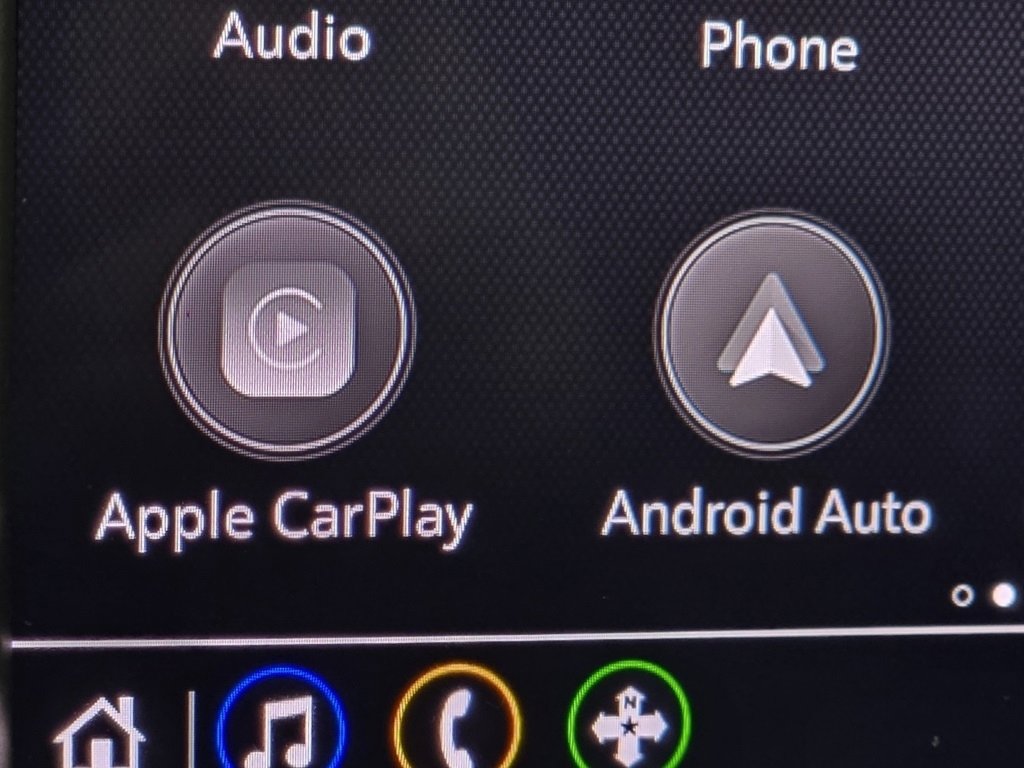 Used 2023 GMC Terrain SLE image 3