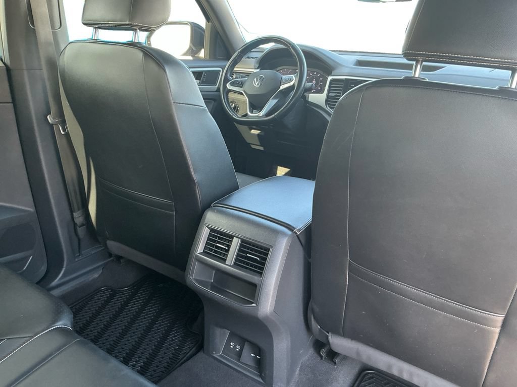 Used 2022 Volkswagen Atlas Cross Sport SEL R-Line AWD/4WD image 20