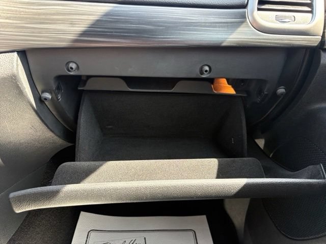 Used 2019 Jeep Grand Cherokee Laredo AWD/4WD image 30