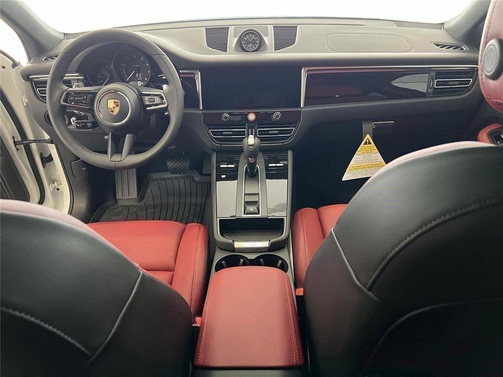 New 2026 Porsche Macan AWD/4WD image 17