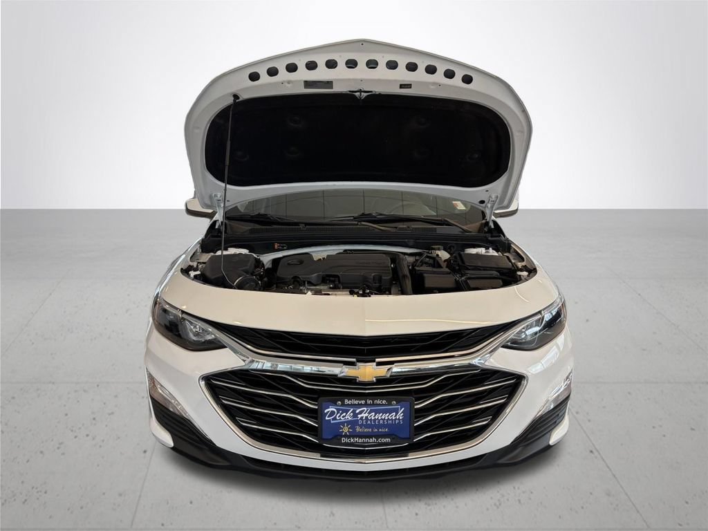 Used 2020 Chevrolet Malibu LS w/ Driver Confidence Package II FWD image 4