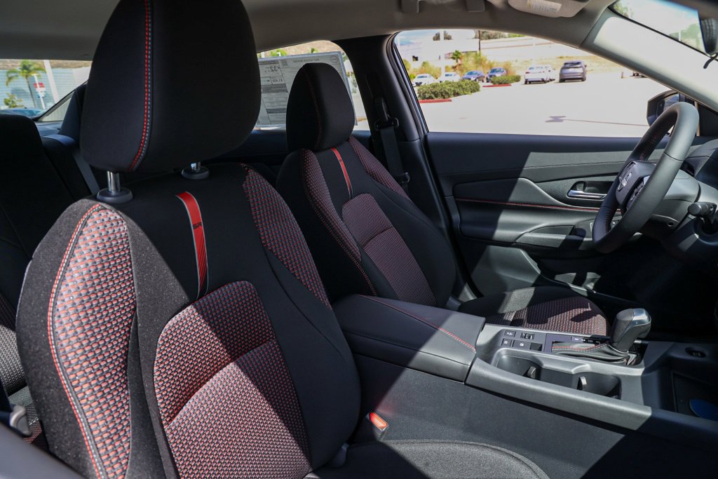 New 2027 Nissan Sentra SR FWD image 21