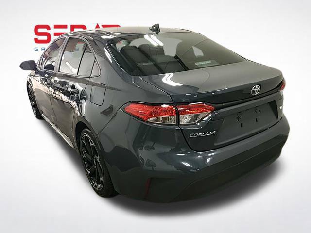Used 2025 Toyota Corolla LE FWD image 12