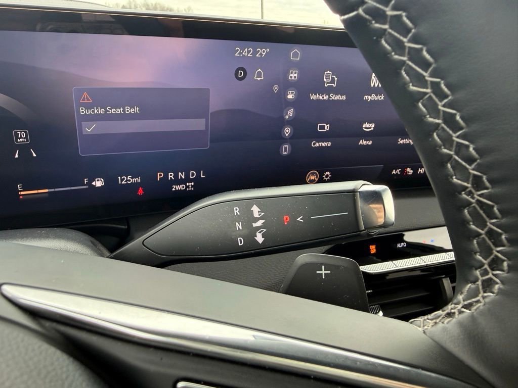 Used 2025 Buick Enclave Sport Touring image 37