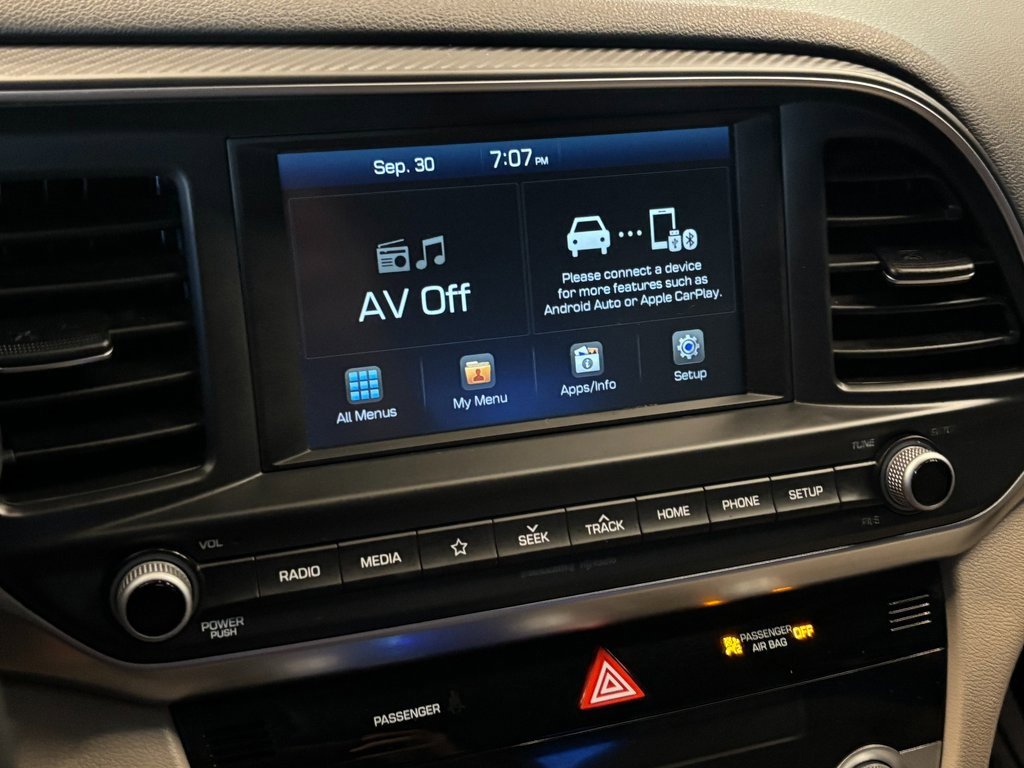 Used 2020 Hyundai Elantra SEL w/ Cargo Package (C1) image 12