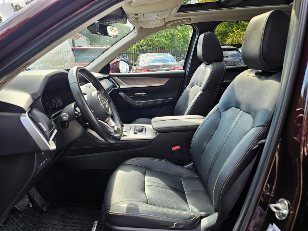 Certified 2024 MAZDA CX-90 Plug-In Hybrid w/ Premium Pkg AWD/4WD image 21