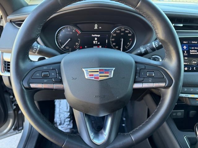 Used 2023 Cadillac XT4 Premium Luxury image 13