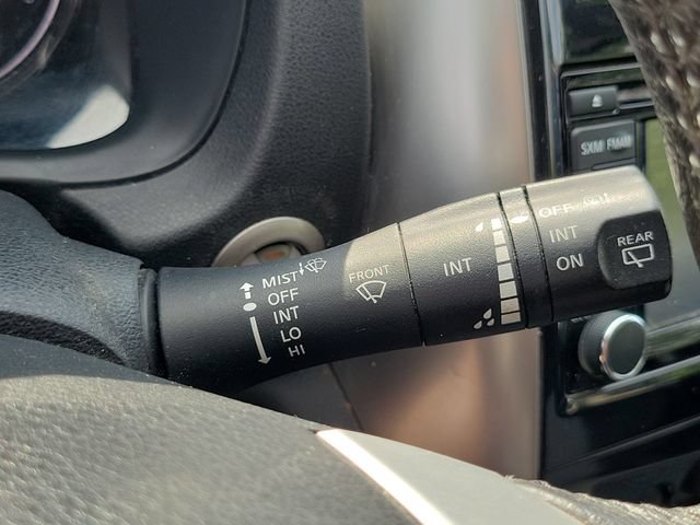 Used 2016 Nissan Versa Note FWD image 16