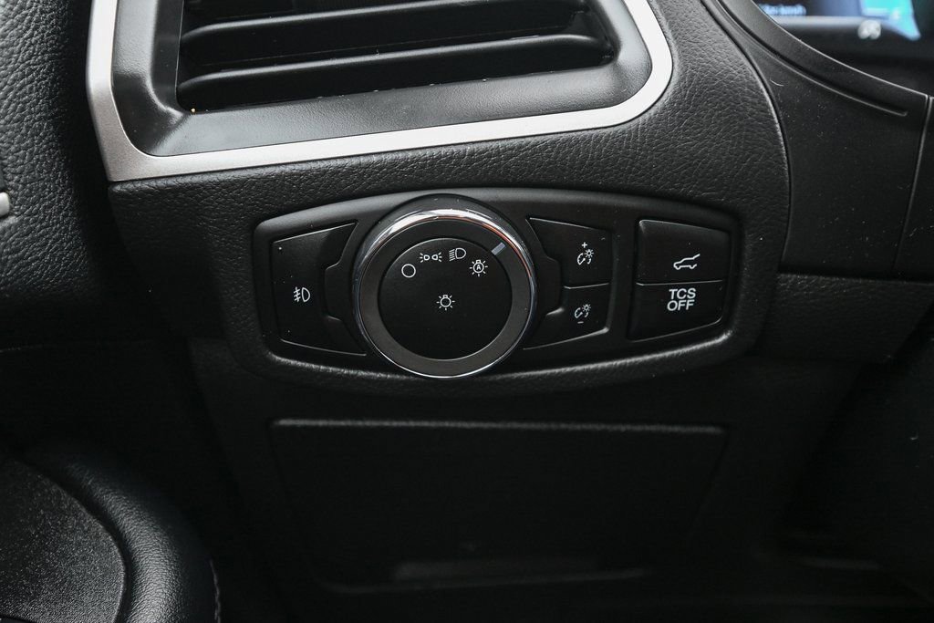 Certified 2024 Ford Edge SEL w/ Convenience Package image 38