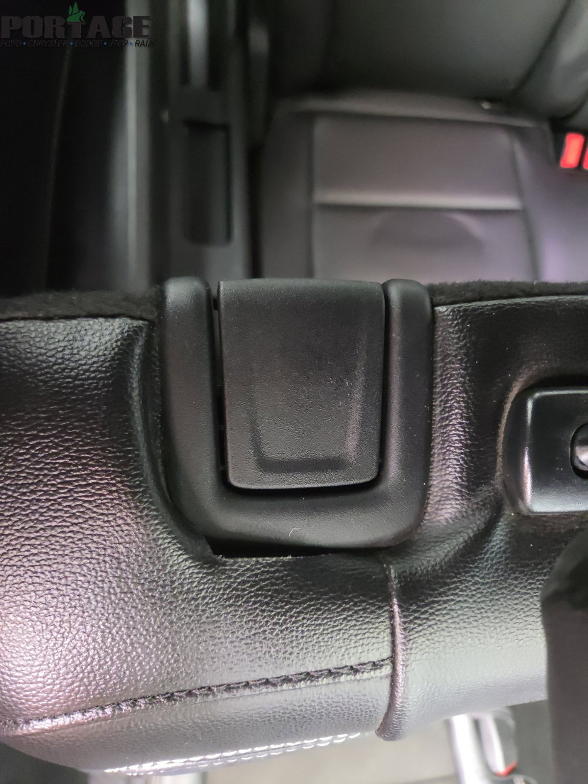 Used 2023 Ford Explorer ST AWD/4WD image 42