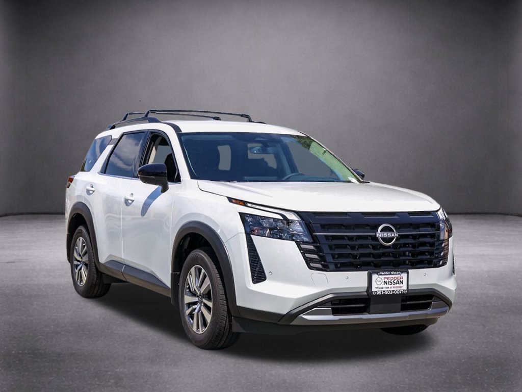 New 2026 Nissan Pathfinder SL FWD image 2