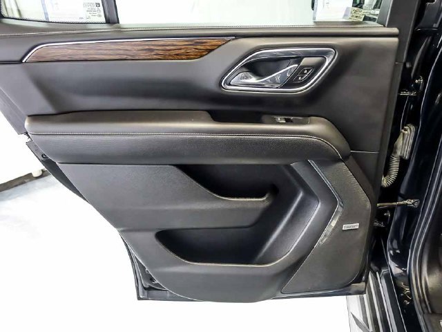 Used 2021 Chevrolet Tahoe Premier w/ Premium Package AWD/4WD image 33