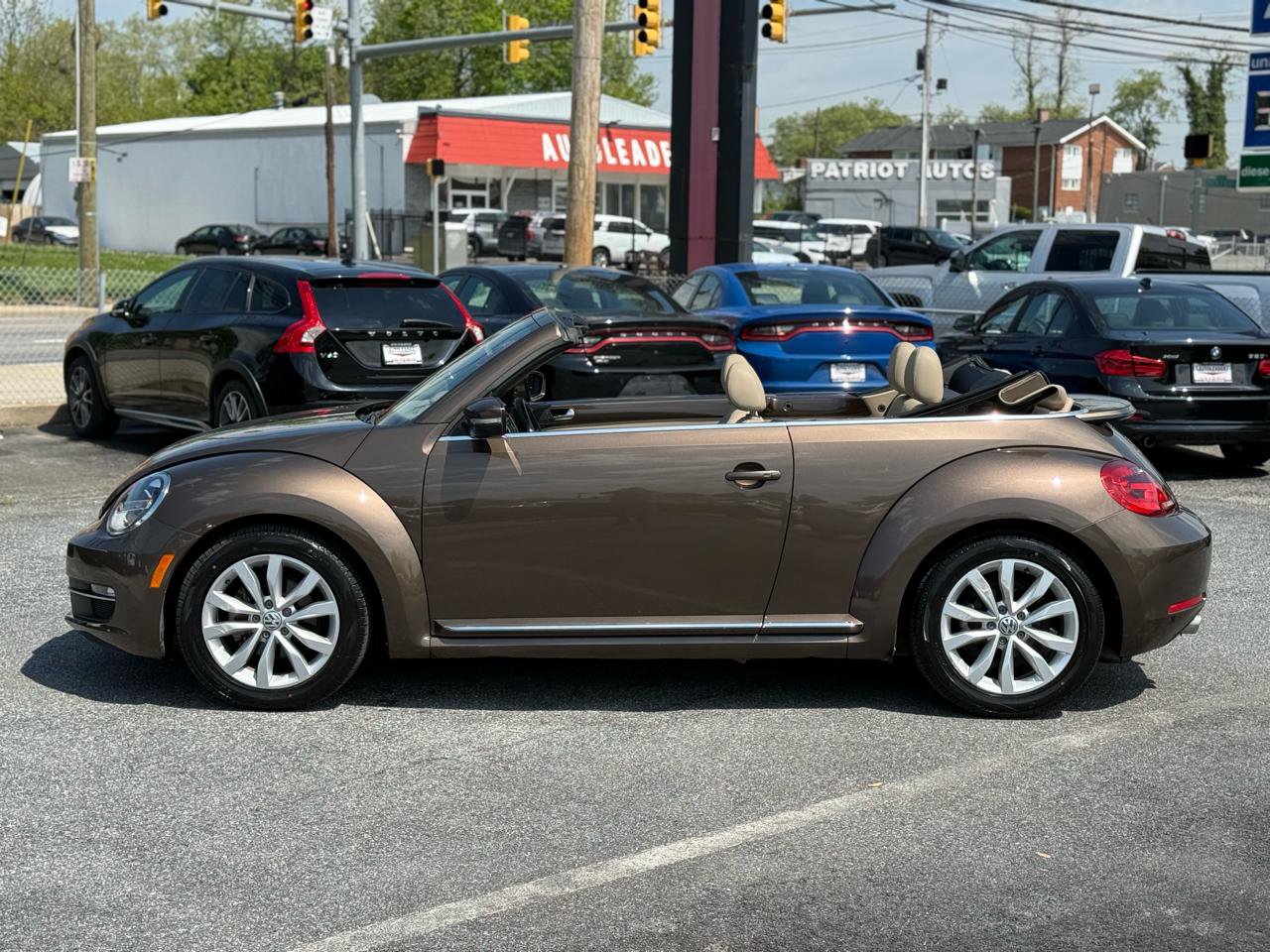 Used 2013 Volkswagen Beetle TDI FWD image 5