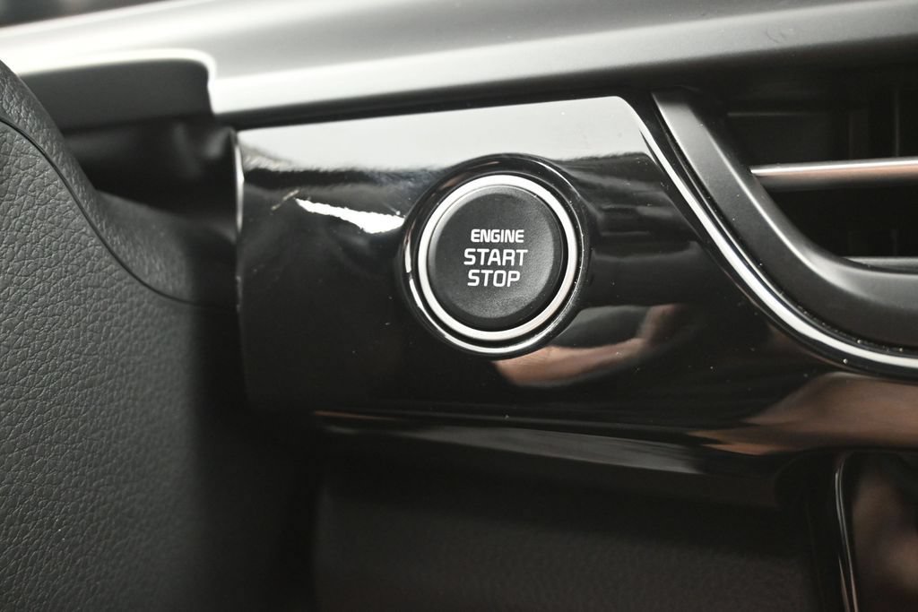 Certified 2026 Kia Seltos S FWD image 24