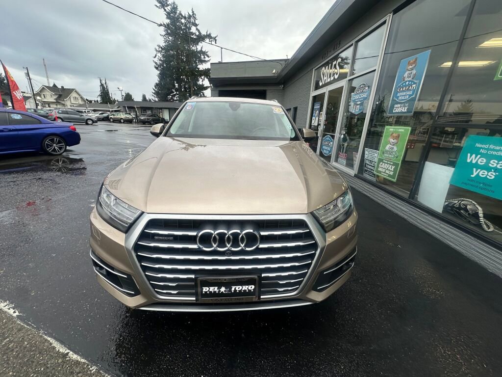Used 2019 Audi Q7 3.0T Prestige w/ Prestige Package image 2