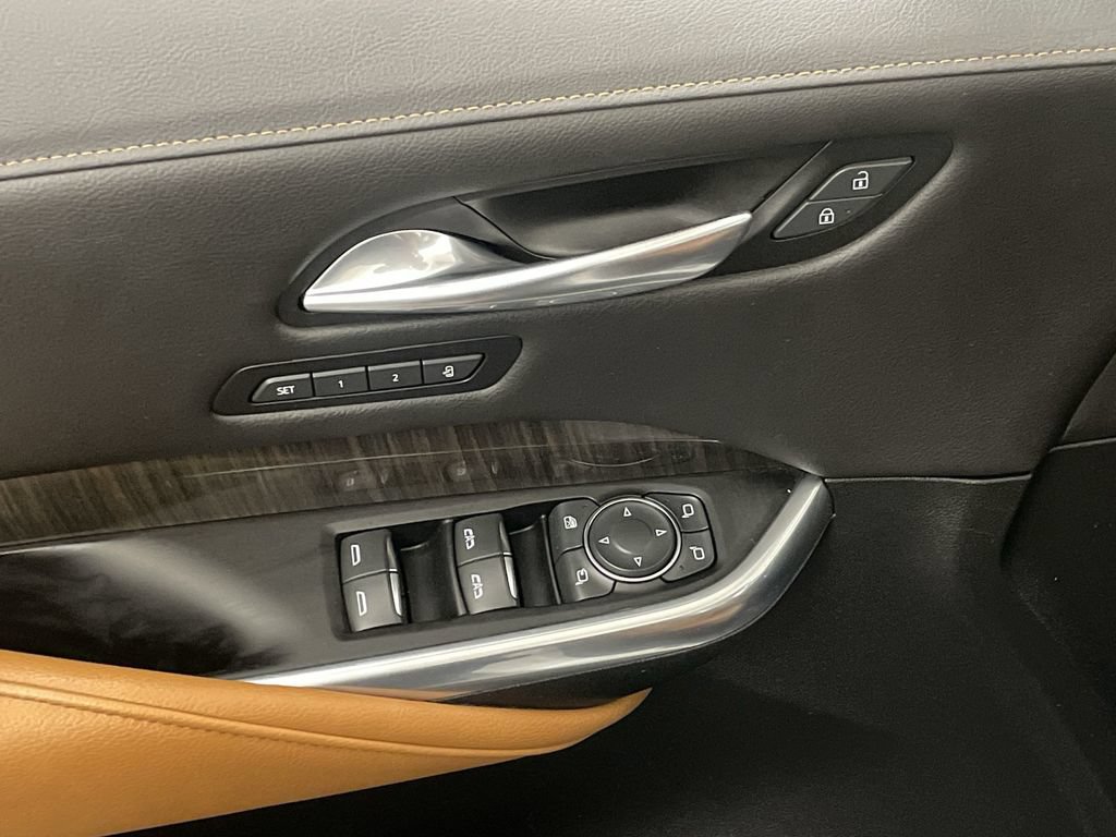 Used 2021 Cadillac XT4 Sport w/ Sun And Sound Package AWD/4WD image 18