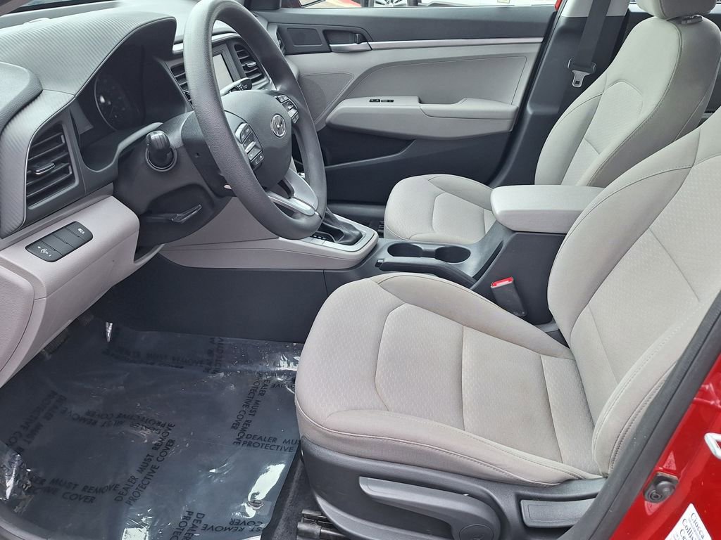 Used 2019 Hyundai Elantra SE image 10