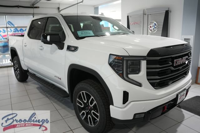 New 2026 GMC Sierra 1500 AT4 w/ AT4 Premium Package