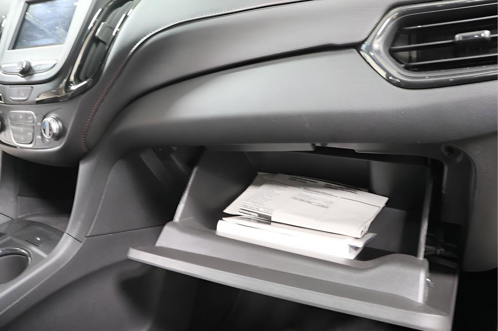 Used 2022 Chevrolet Equinox RS image 29