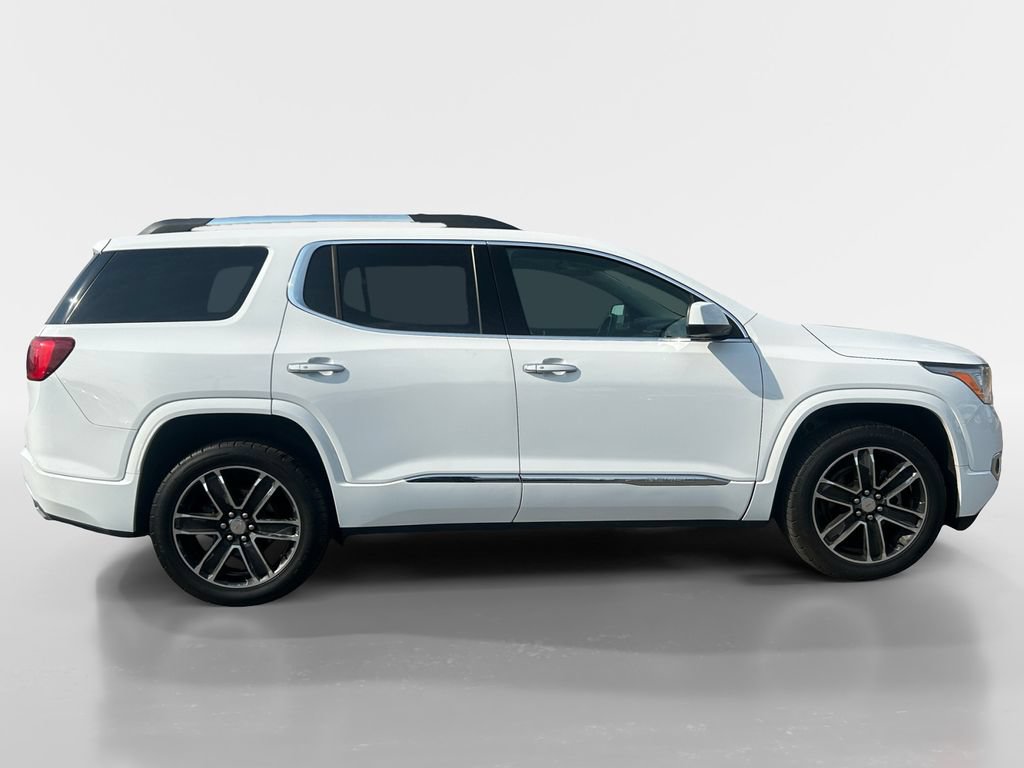 Used 2019 GMC Acadia Denali w/ Technology Package AWD/4WD image 7