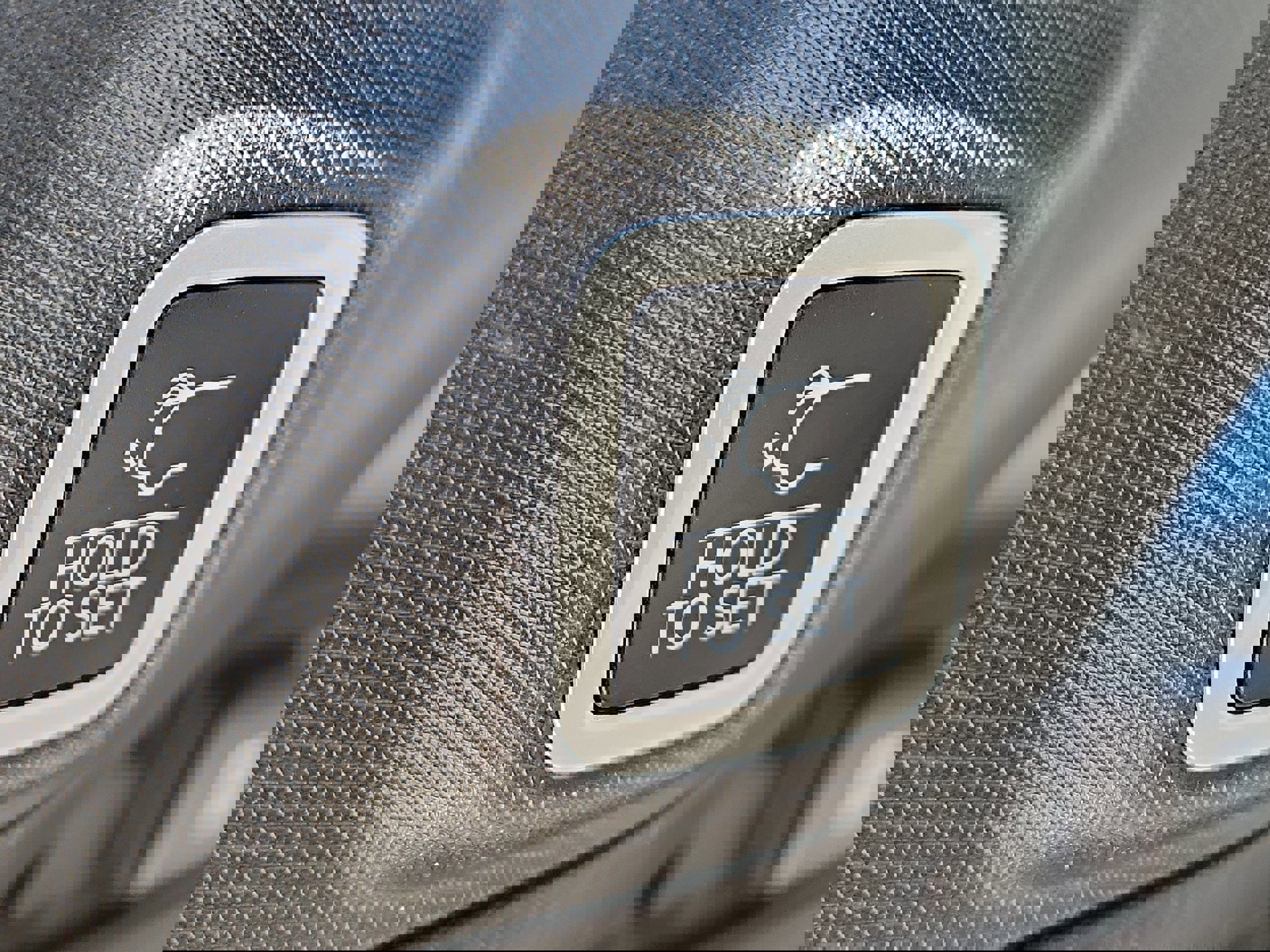 Used 2023 Jeep Grand Cherokee Overland w/ Adv Protech Group III image 27