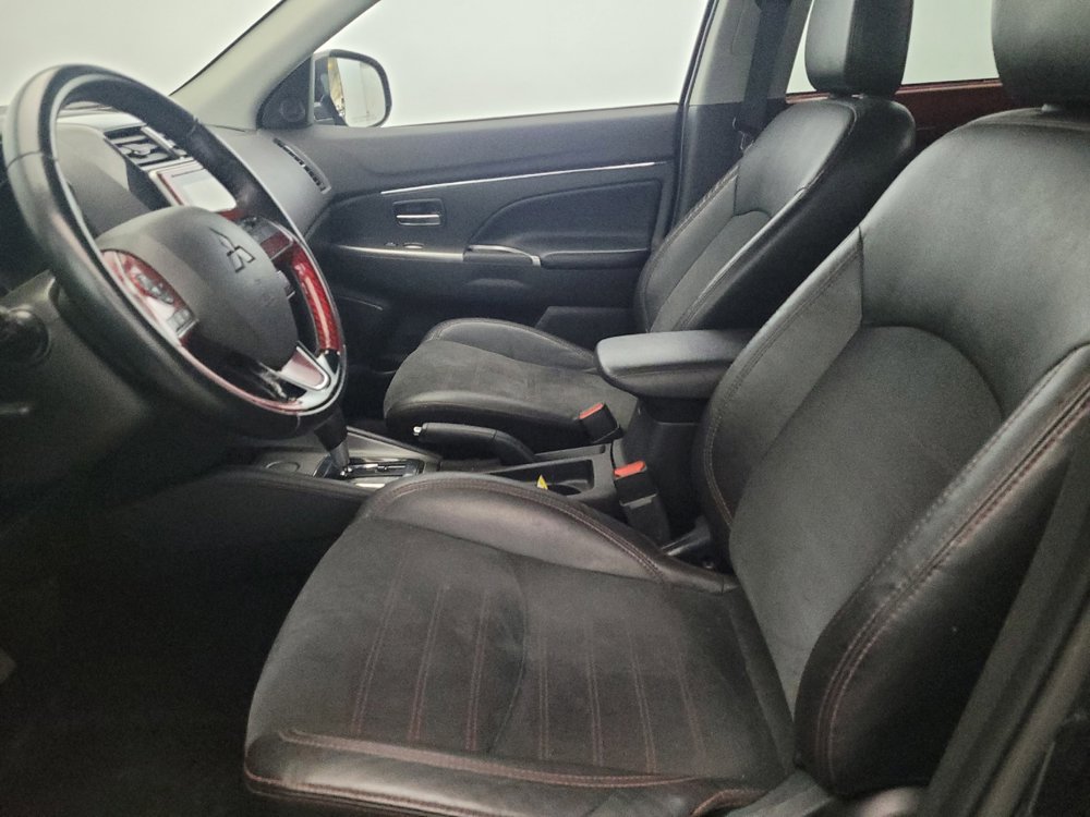 Used 2022 Mitsubishi Outlander Sport SE image 17