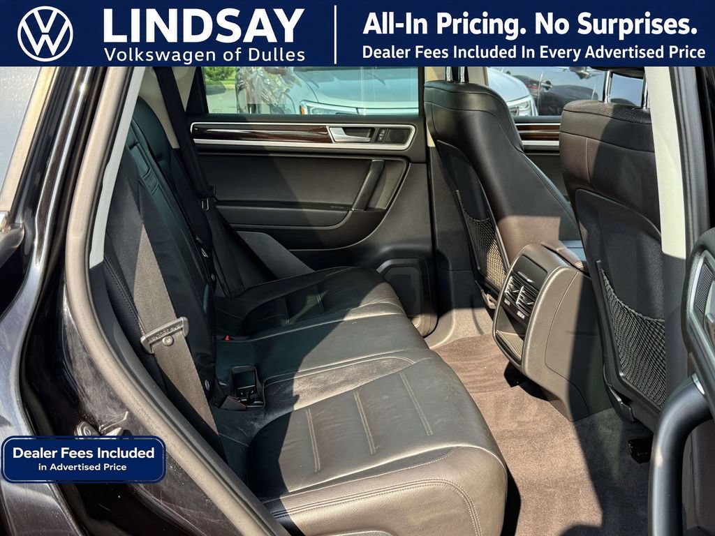Used 2016 Volkswagen Touareg TDI AWD/4WD image 14
