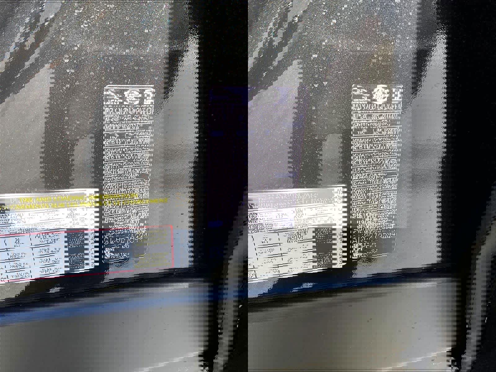 New 2026 Land Rover Range Rover SE image 36