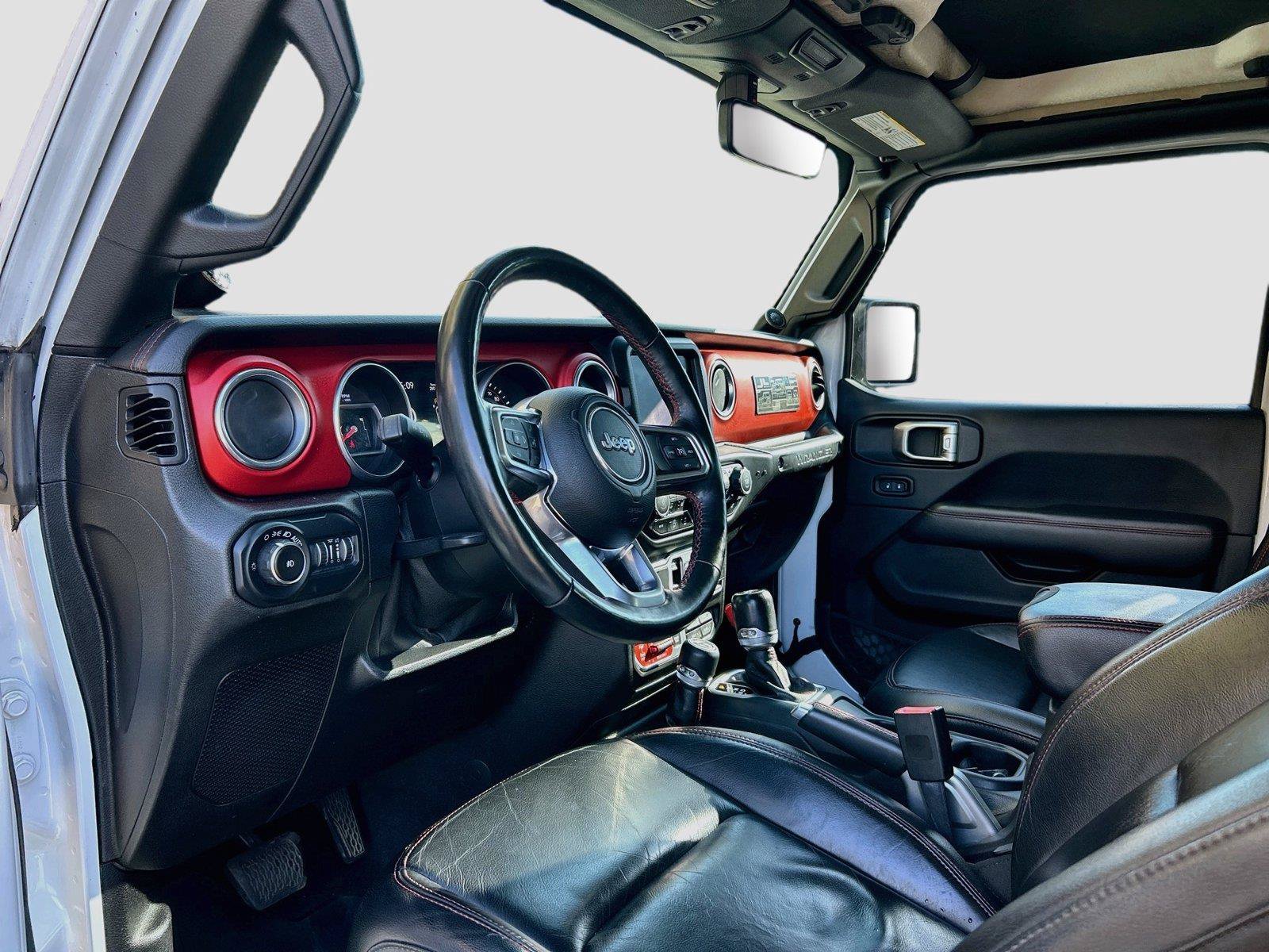 Used 2018 Jeep Wrangler Unlimited Rubicon AWD/4WD image 25