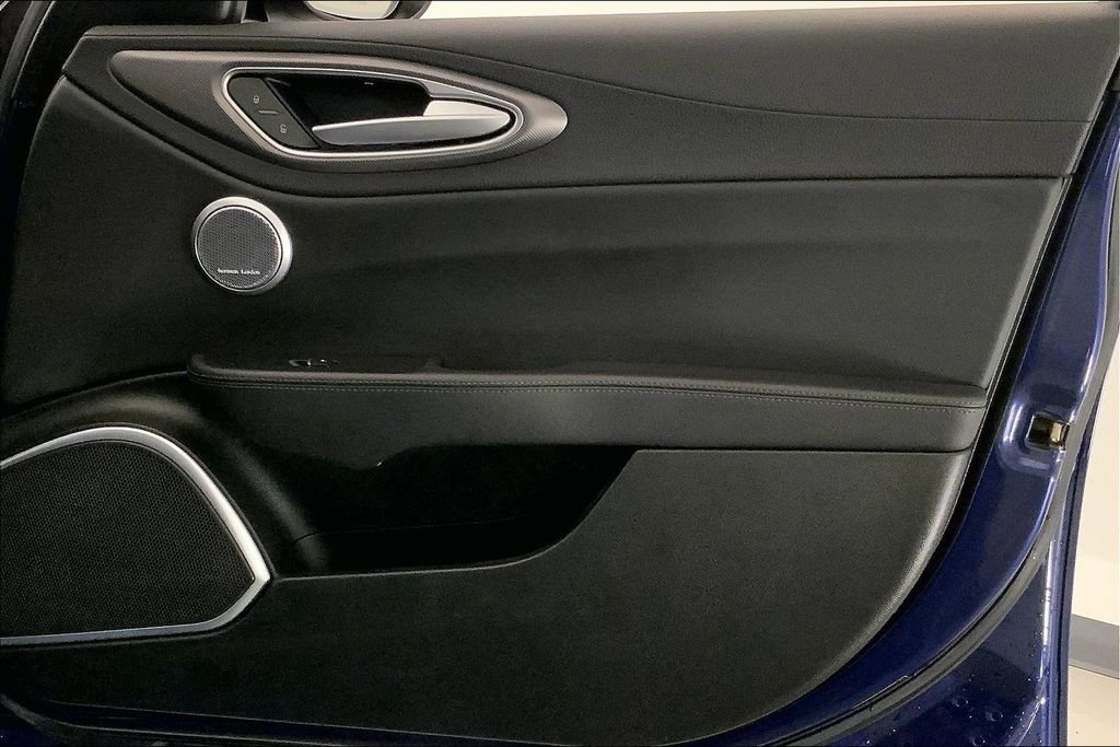 Used 2017 Alfa Romeo Giulia Ti w/ TI 19" Sport Package image 24