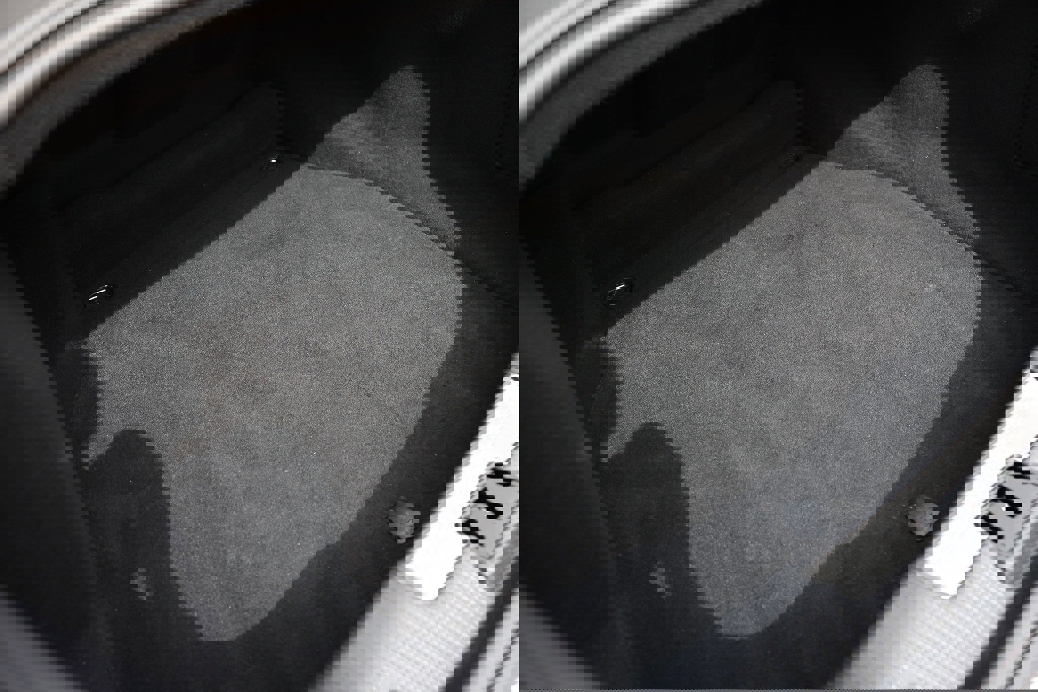 Used 2019 Jaguar XJ R-Sport image 29