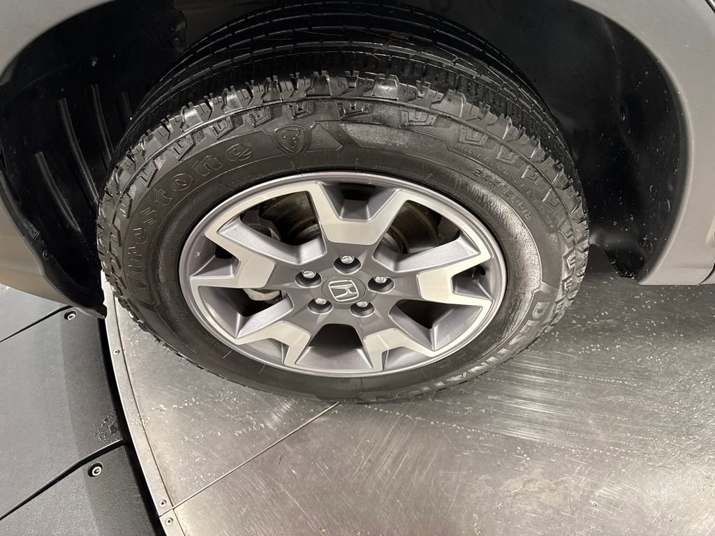 Used 2023 Honda Passport TrailSport image 2