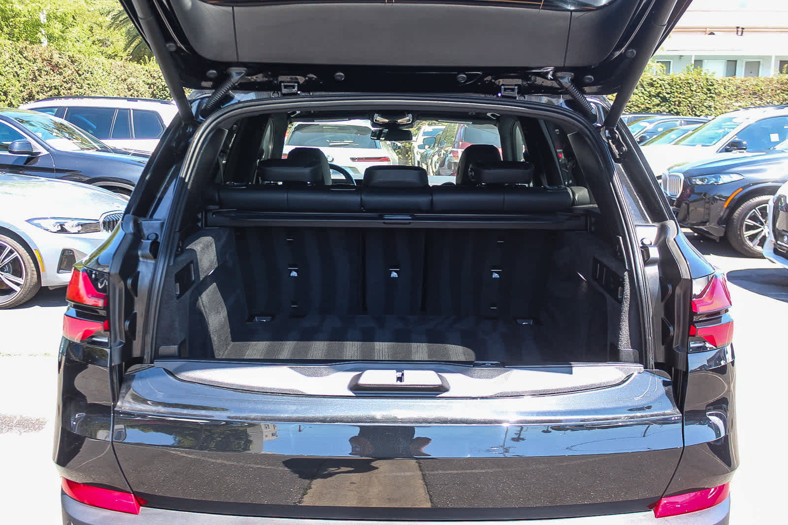 Used 2026 BMW X5 sDrive40i w/ Parking Assistance Package RWD image 25