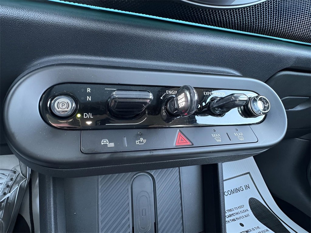 Used 2025 MINI Cooper S image 17