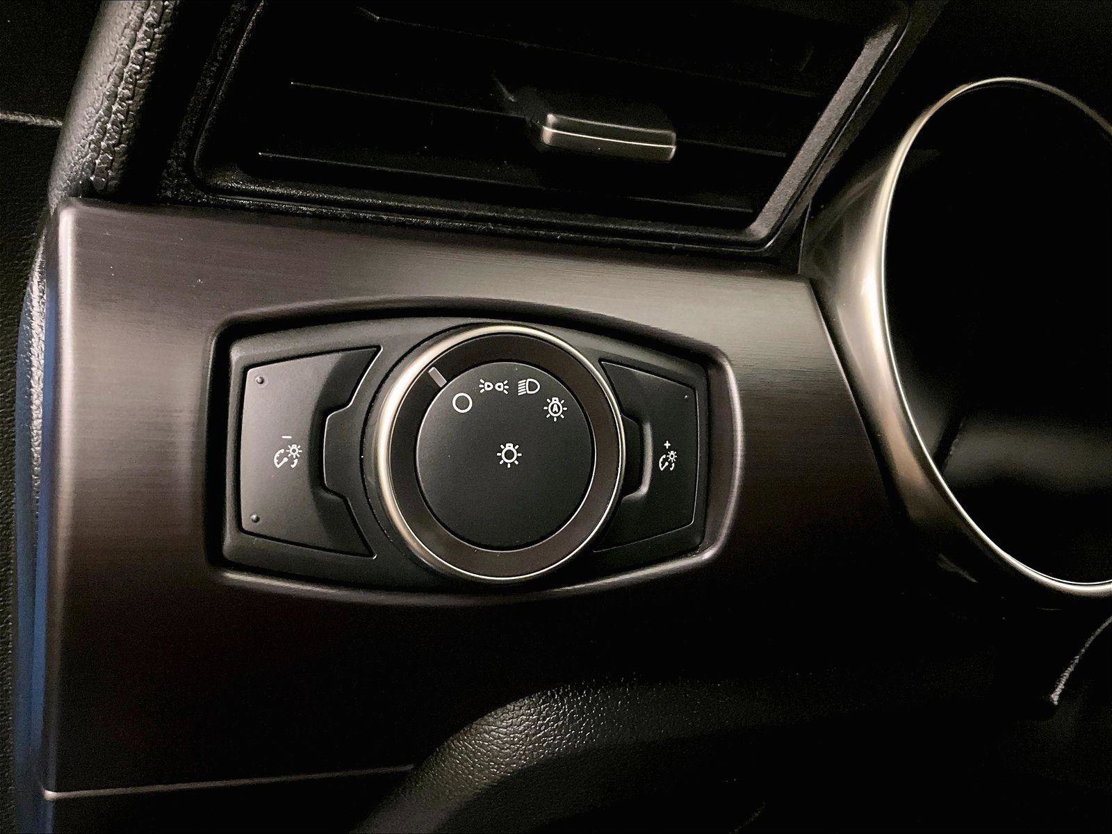 Certified 2017 Ford Mustang Shelby GT350 w/ Electronics Package RWD image 30