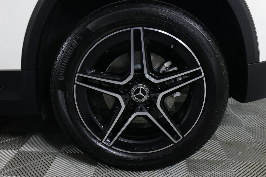 Used 2023 Mercedes-Benz GLA 250 4MATIC image 36