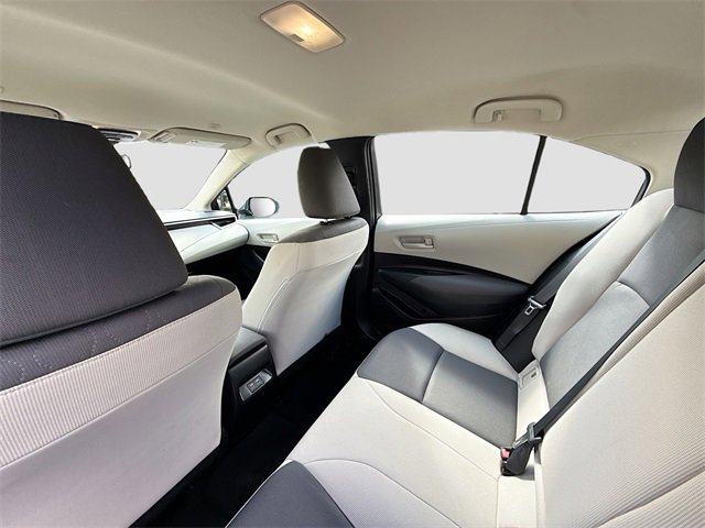 Used 2023 Toyota Corolla LE image 23