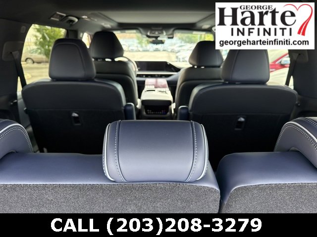 New 2026 INFINITI QX80 Sensory w/ Sport Exterior Package image 15