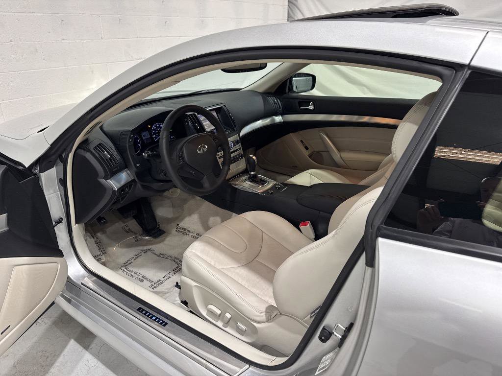 Used 2014 INFINITI Q60 Journey w/ Premium Package RWD image 33
