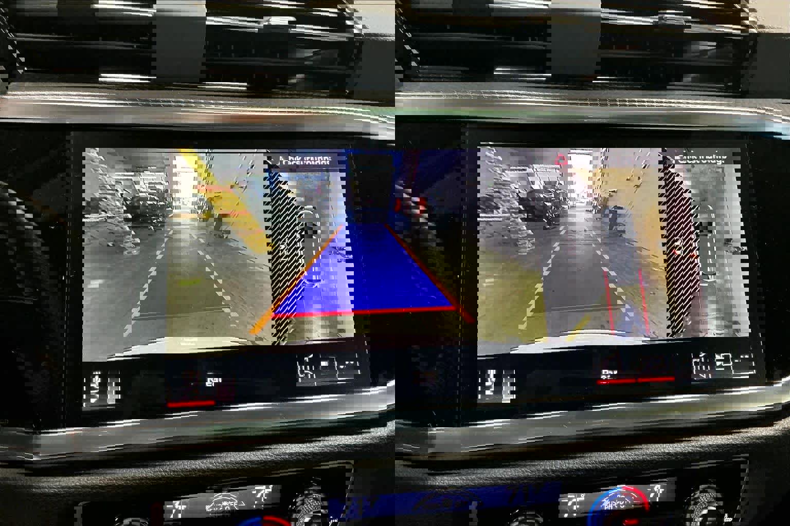 Certified 2025 Audi Q3 2.0T Premium Plus w/ Premium Plus Package image 23