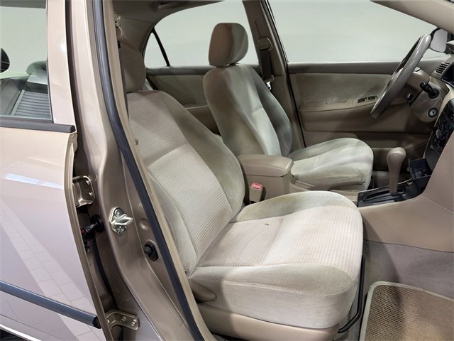 Used 2005 Toyota Corolla image 14