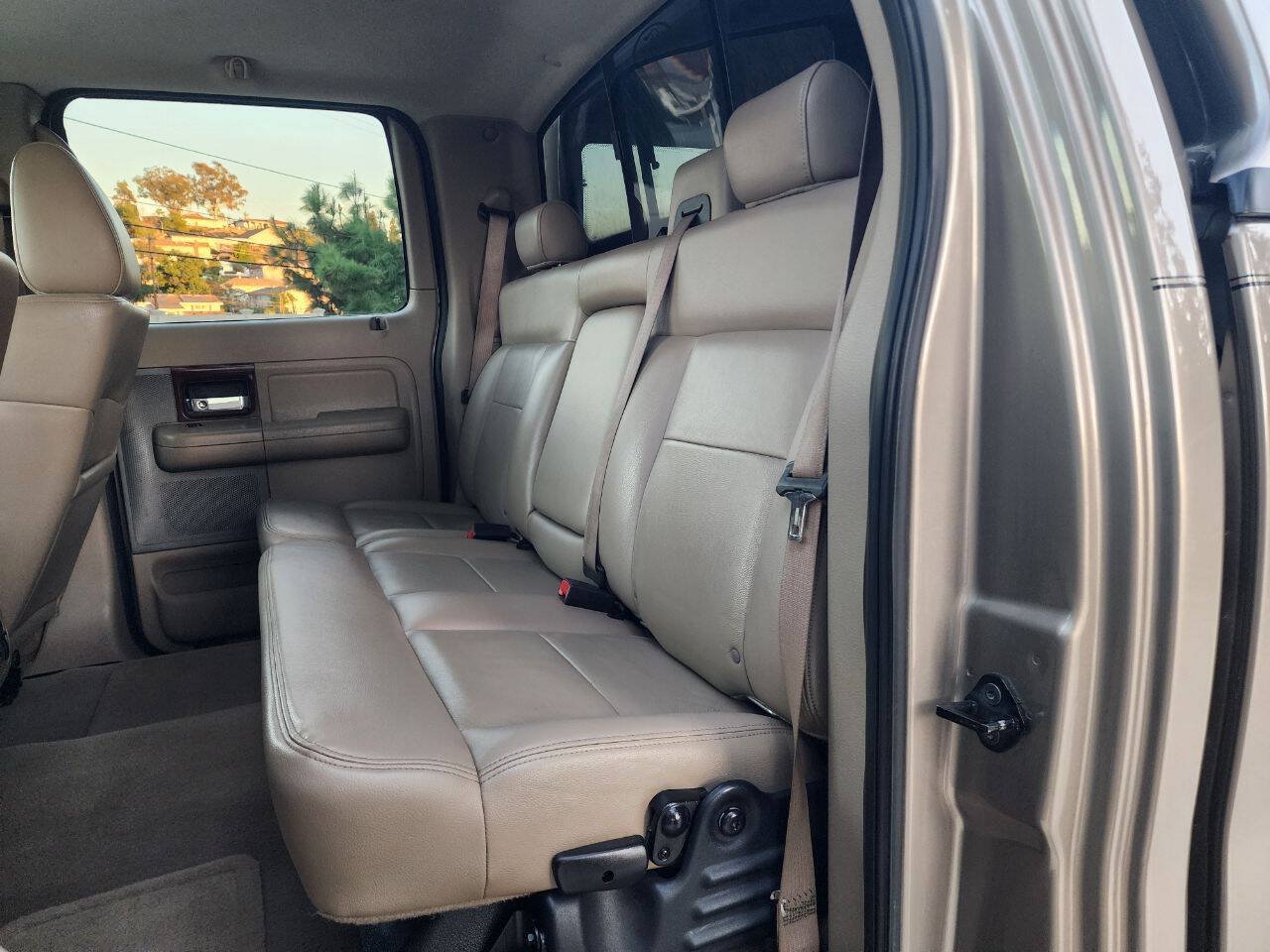 Used 2005 Ford F150 Lariat AWD/4WD image 35