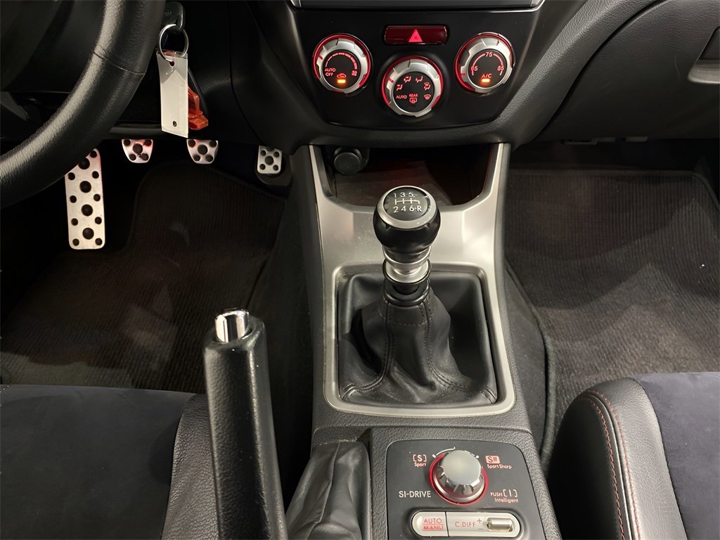 Used 2011 Subaru Impreza WRX STI image 17