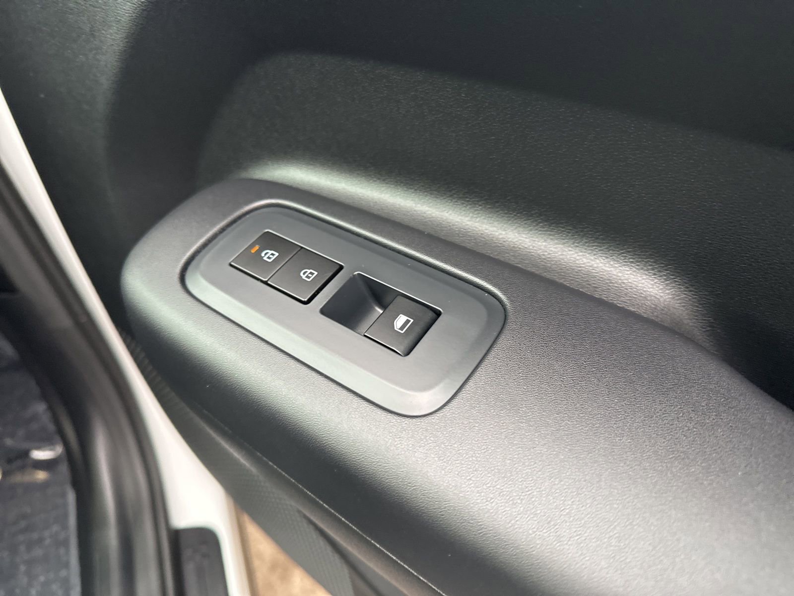 Used 2025 Hyundai Santa Fe SE image 41