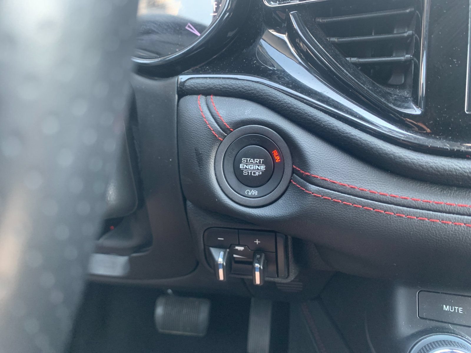Used 2025 Dodge Durango R/T AWD/4WD image 28