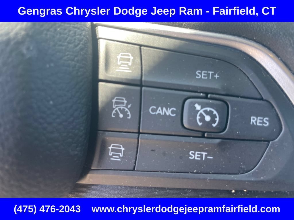 Certified 2024 Jeep Grand Cherokee Altitude AWD/4WD image 55