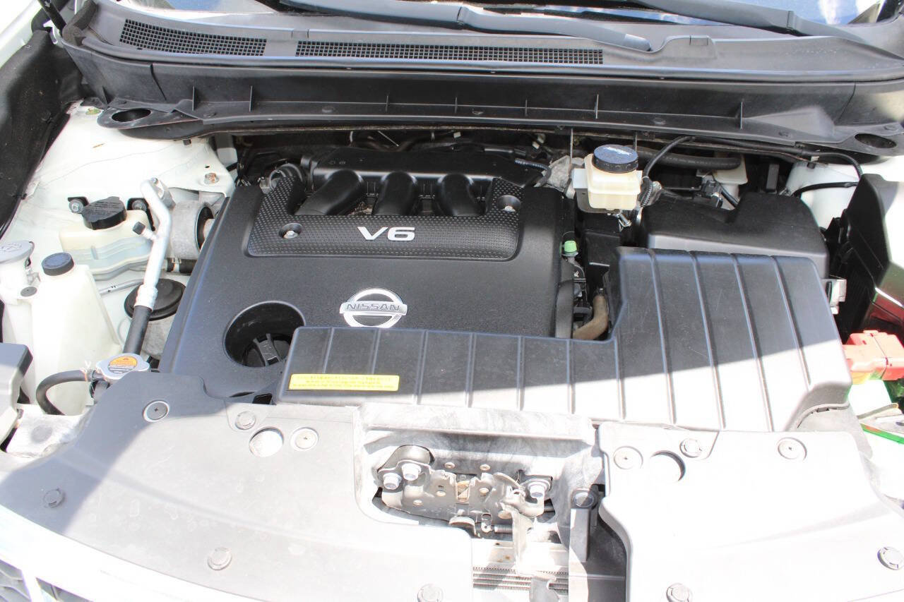 Used 2014 Nissan Murano CrossCabriolet w/ Navigation Package AWD/4WD image 19