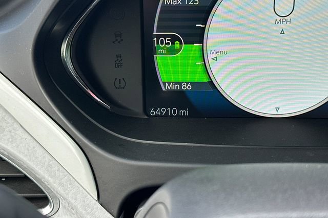 Used 2017 Chevrolet Bolt Premier w/ Driver Confidence II Package image 28