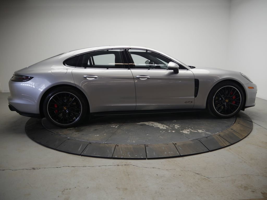 Certified 2022 Porsche Panamera GTS image 8